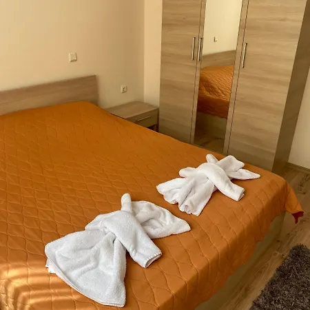 тристаен в затворен комплекс Apartman