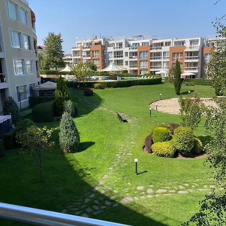 Apartman тристаен в затворен комплекс