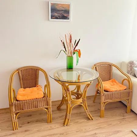 тристаен в затворен комплекс Apartman